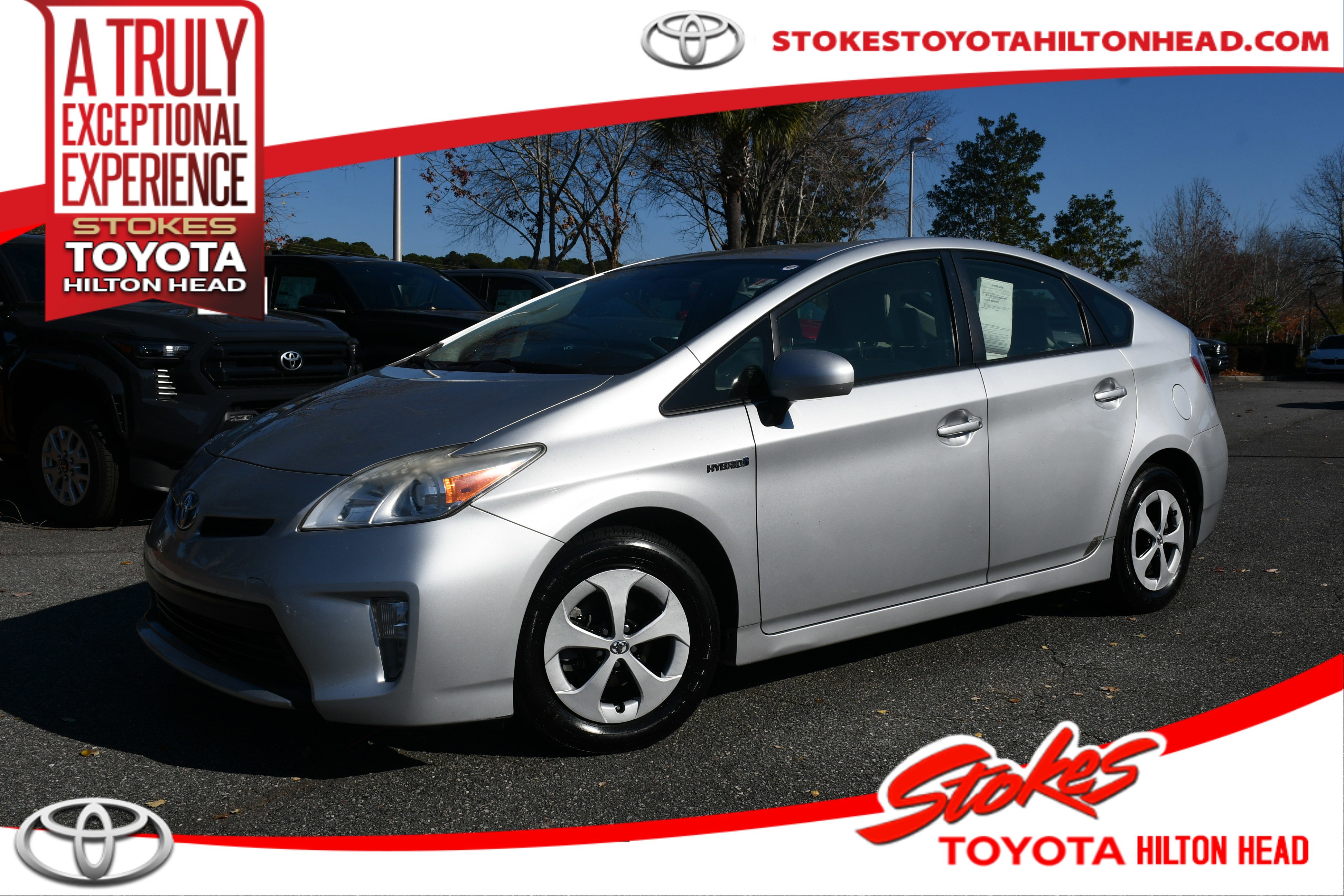 2013 Toyota Prius Two's photo