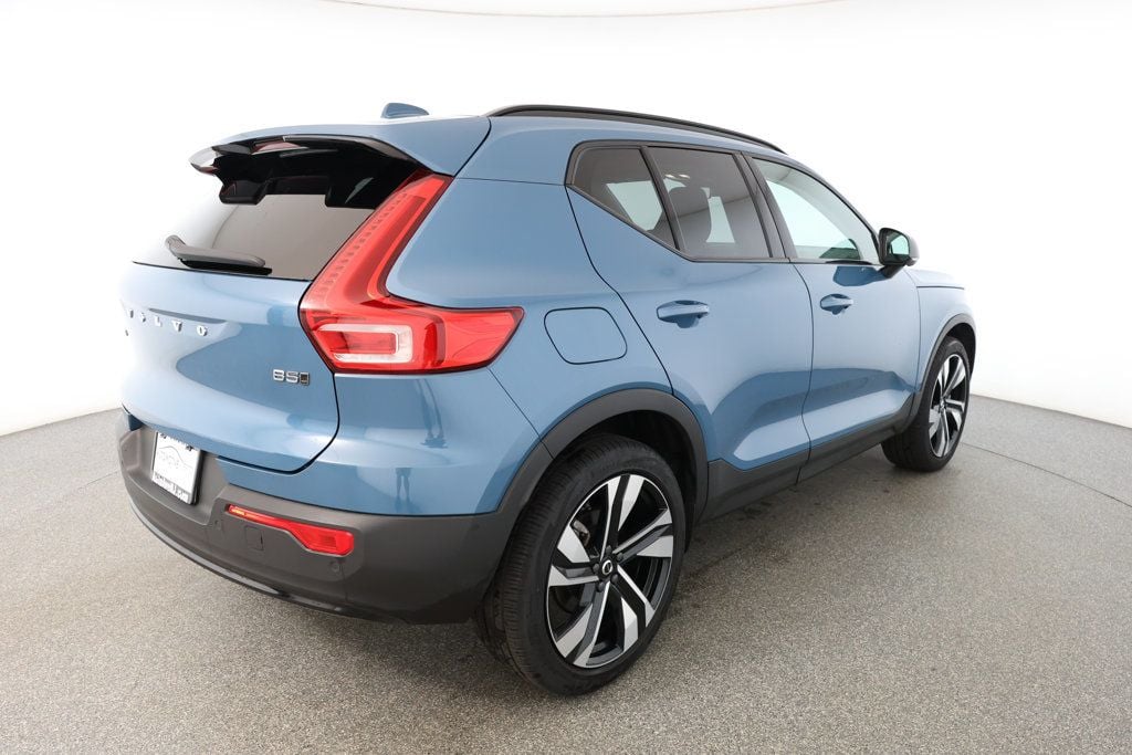 Used 2024 Volvo XC40 B5 AWD Plus - 2a5beacad6bb1da289b235b471205b9a