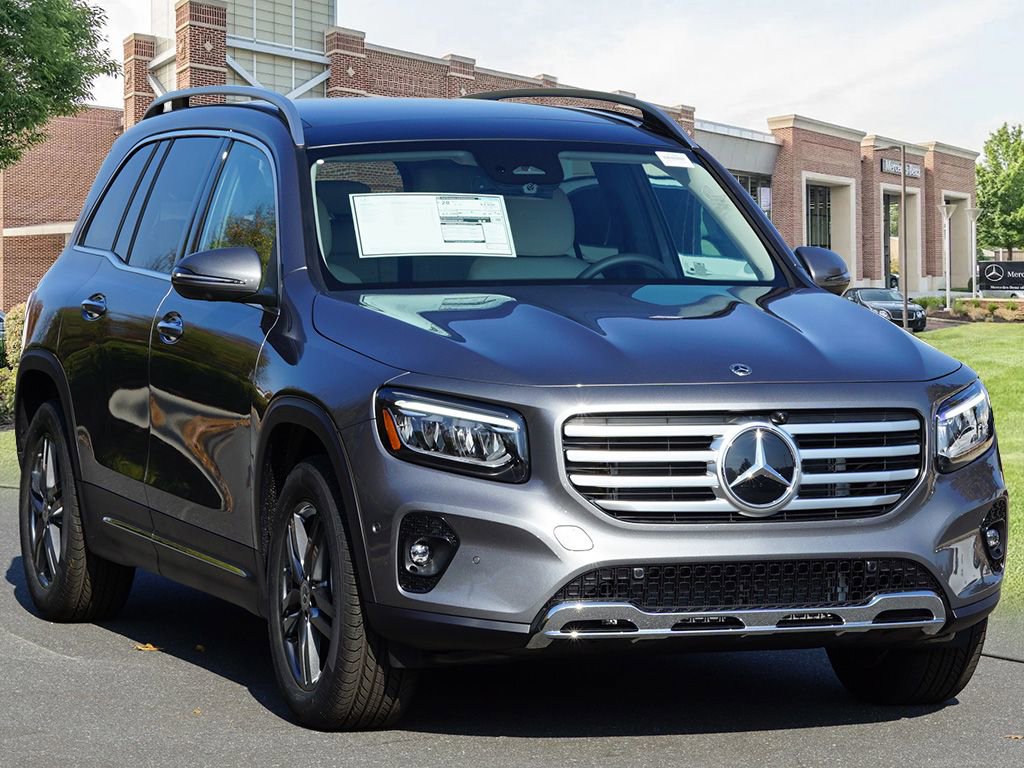 2026 Mercedes Benz GLB 250 photo 3