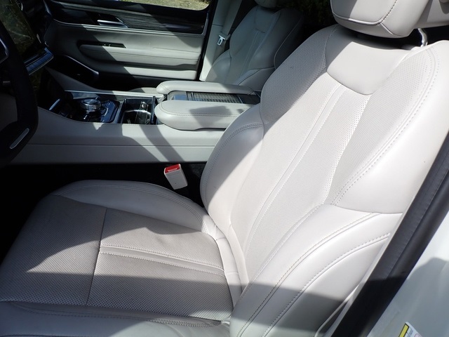 2022 Jeep Wagoneer Series III photo 15