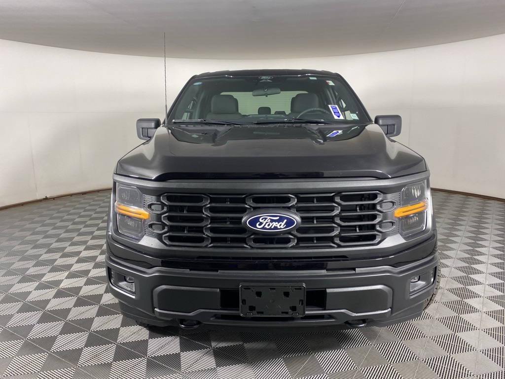 2025 Ford F-150 STX photo 4