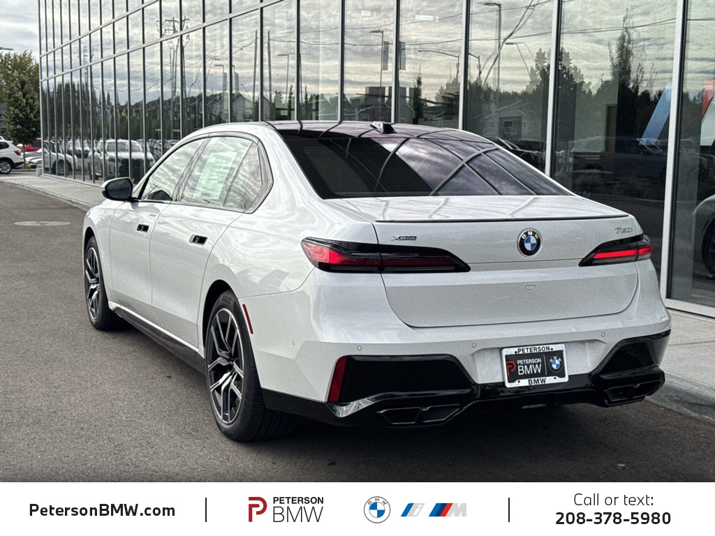 2026 Bmw 760i xDrive photo 3