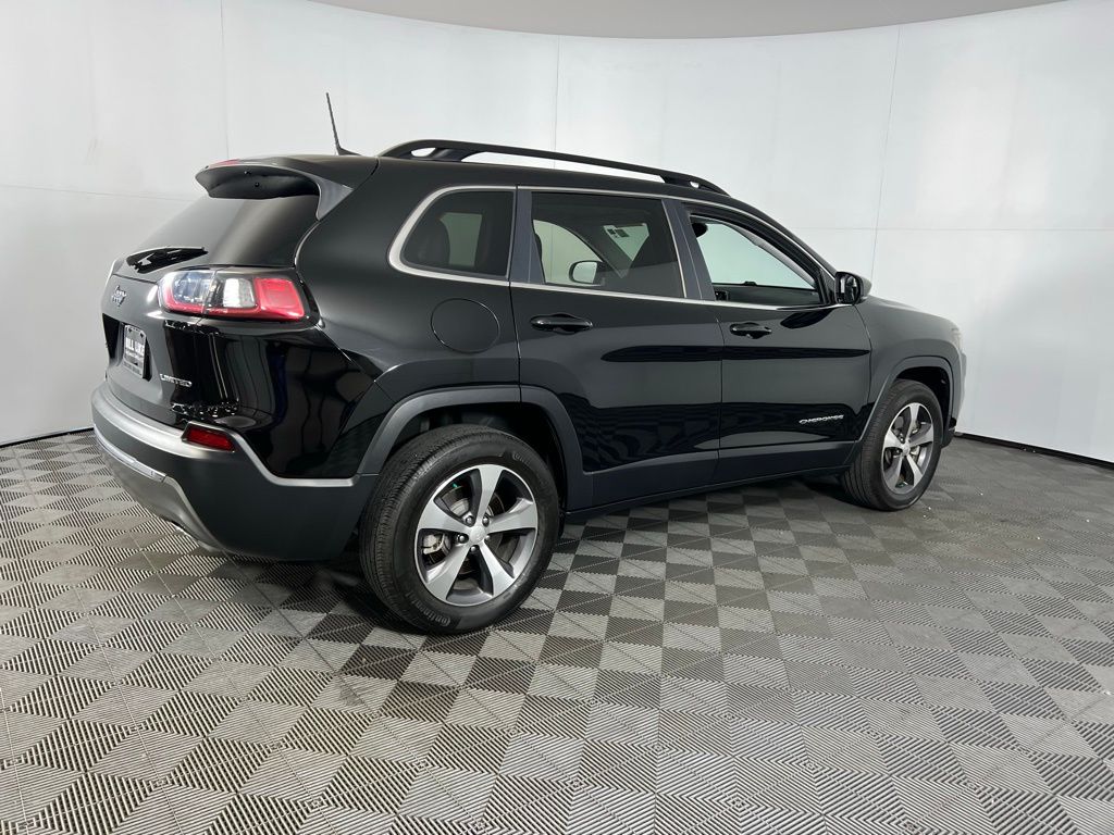 2022 Jeep Cherokee Limited photo 2