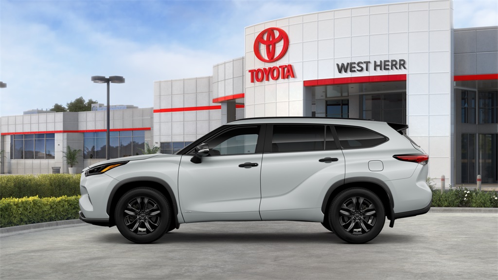 2025 Toyota Highlander Hybrid XLE photo 4