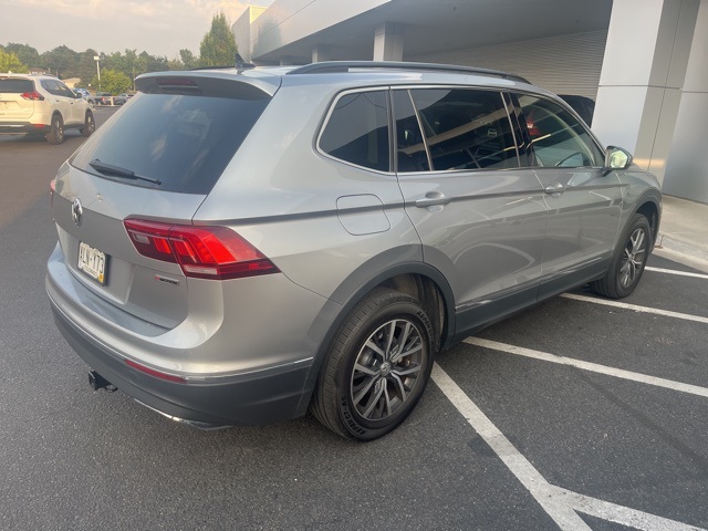 2020 Volkswagen Tiguan SE photo 2