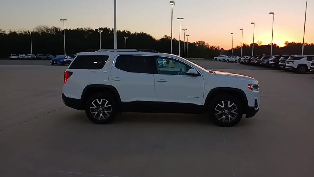 2023 Gmc Acadia SLE photo 5