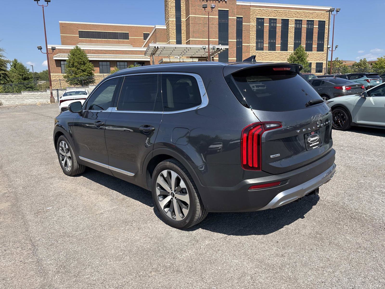 2022 Kia Telluride EX photo 5