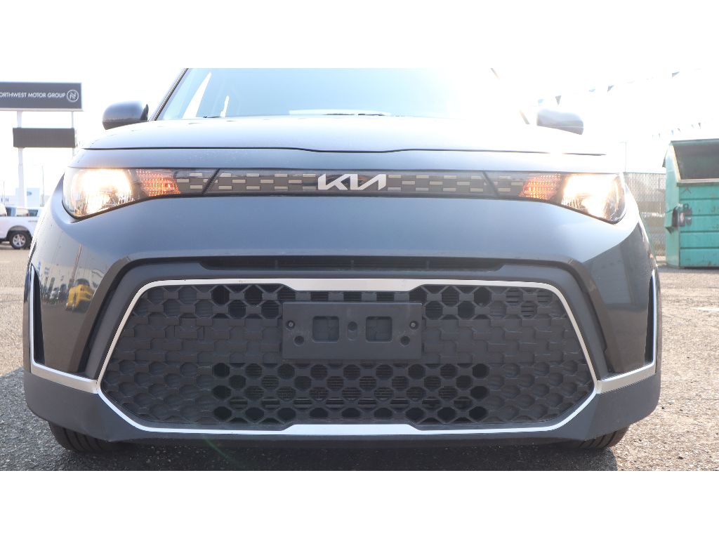 2023 Kia Soul LX photo 23