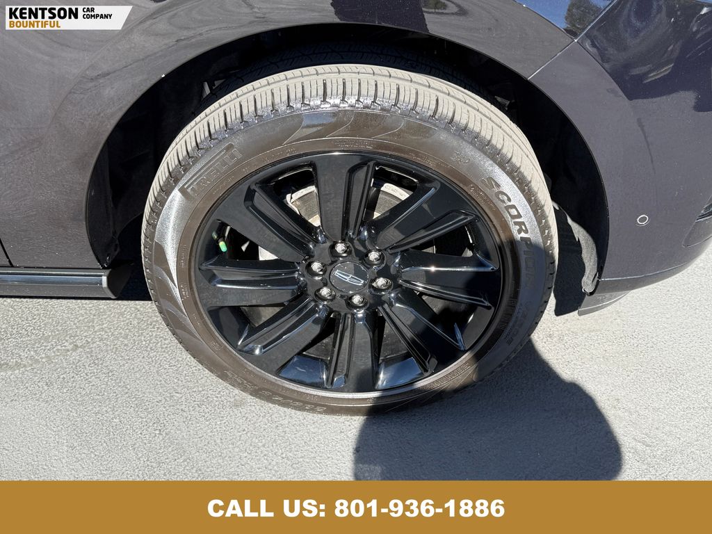 2022 Lincoln Navigator L Reserve photo 14