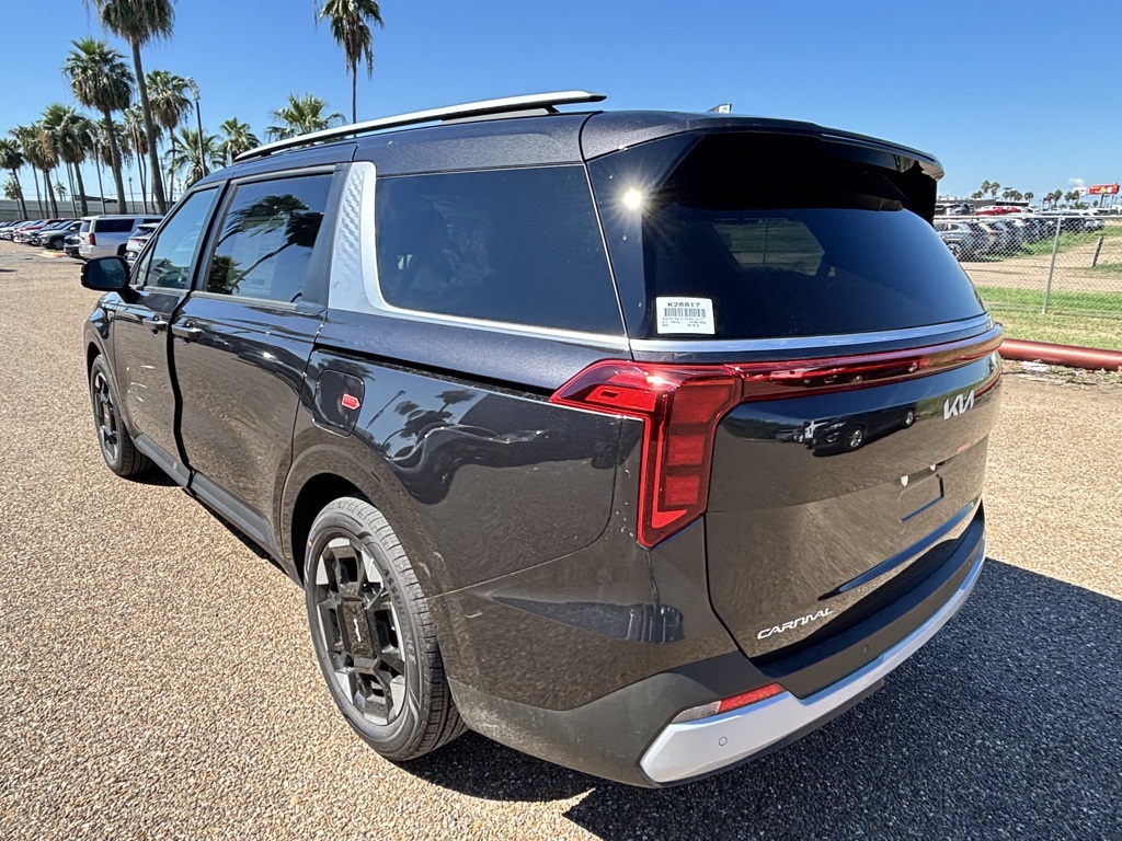 2026 Kia Carnival EX photo 4