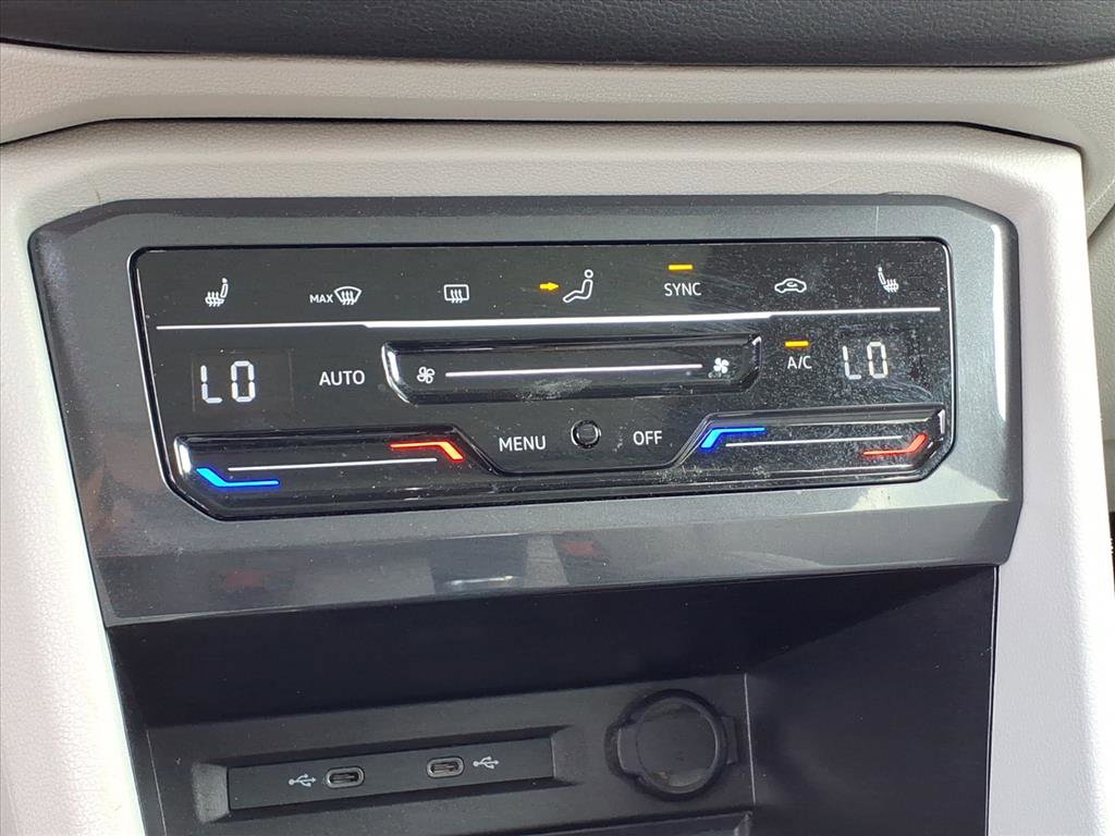 2023 Volkswagen Tiguan SE photo 10