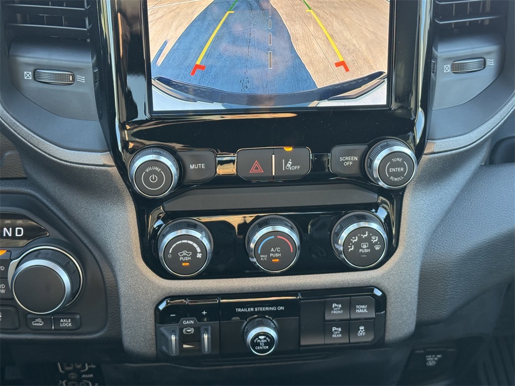 2026 Ram 1500 Warlock photo 18
