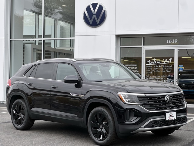 2026 Volkswagen Atlas Cross Sport SE w/Tech