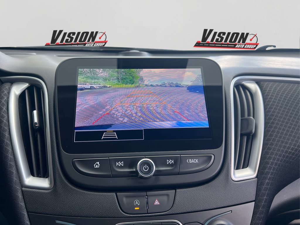 2025 Chevrolet Malibu 1LT photo 21