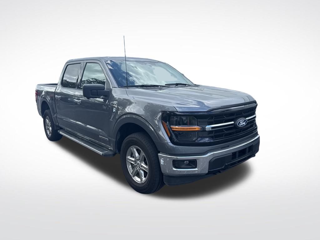 2024 Ford F-150 XLT photo 2
