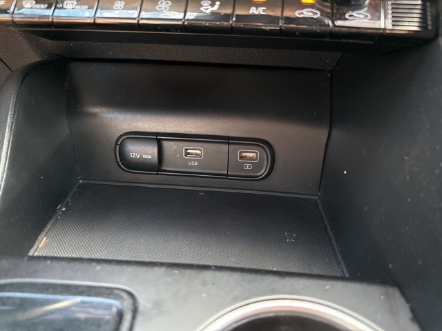 2024 Kia K5 GT-Line photo 28
