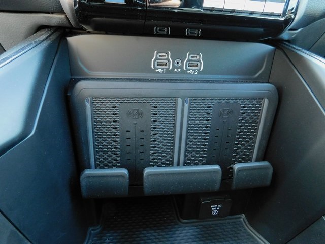 2025 Ram 2500 Laramie photo 30