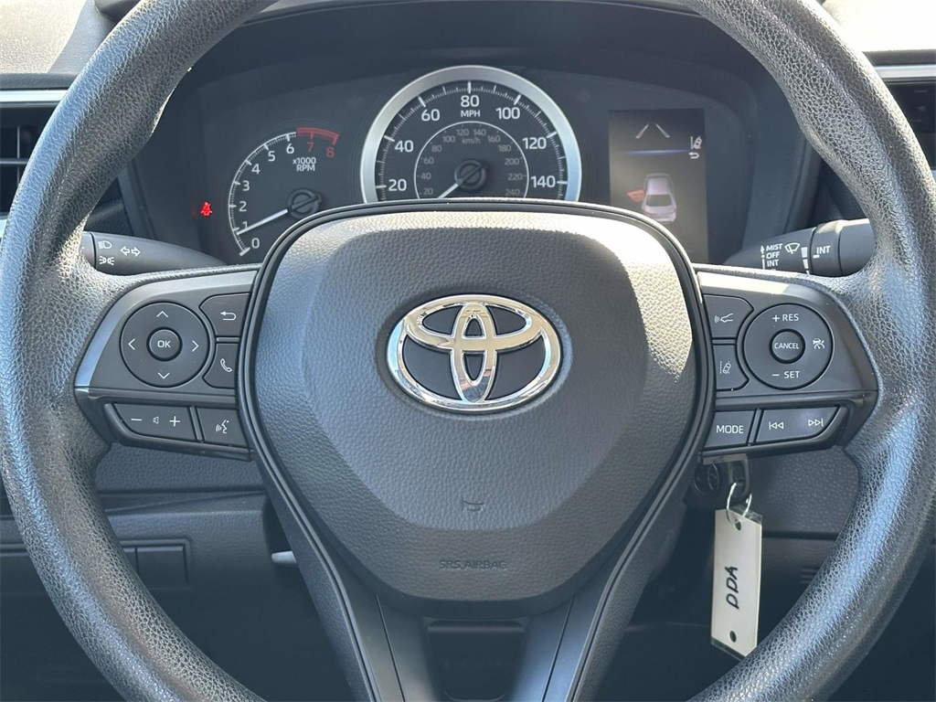 2020 Toyota Corolla LE photo 24