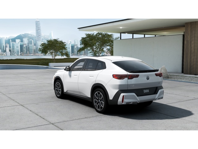 2025 Bmw X2 xDrive28i photo 2