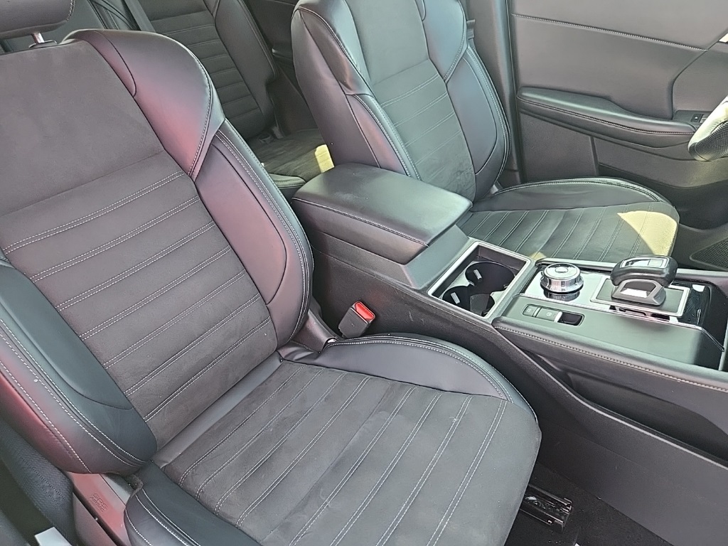 2024 Mitsubishi Outlander SE photo 21