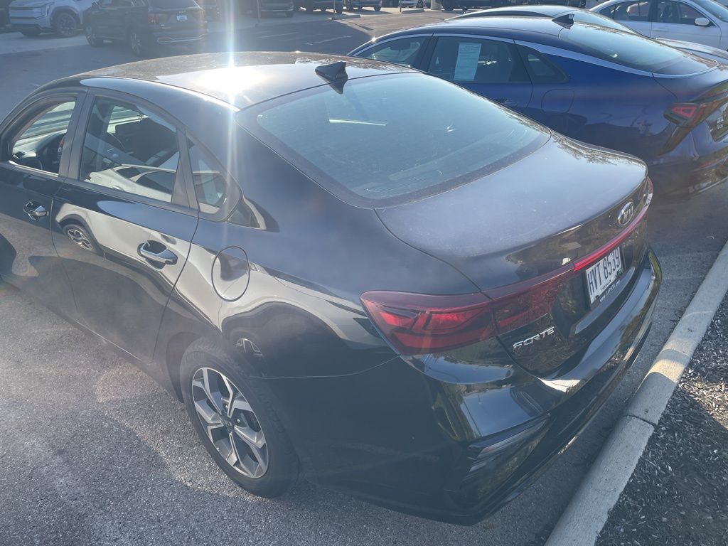 2021 Kia Forte FE LXS photo 4