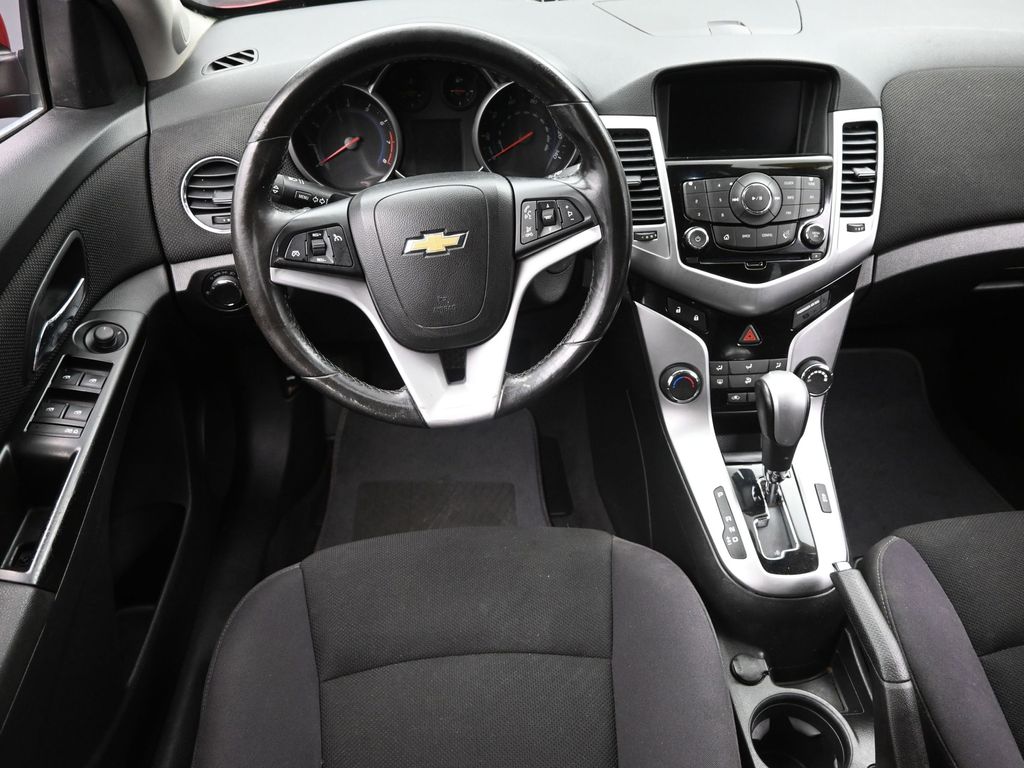 2013 Chevrolet Cruze Eco photo 9