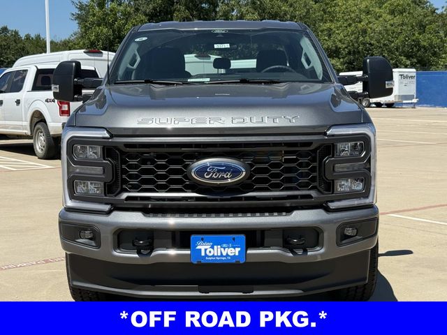 2025 Ford F-250 XL photo 2