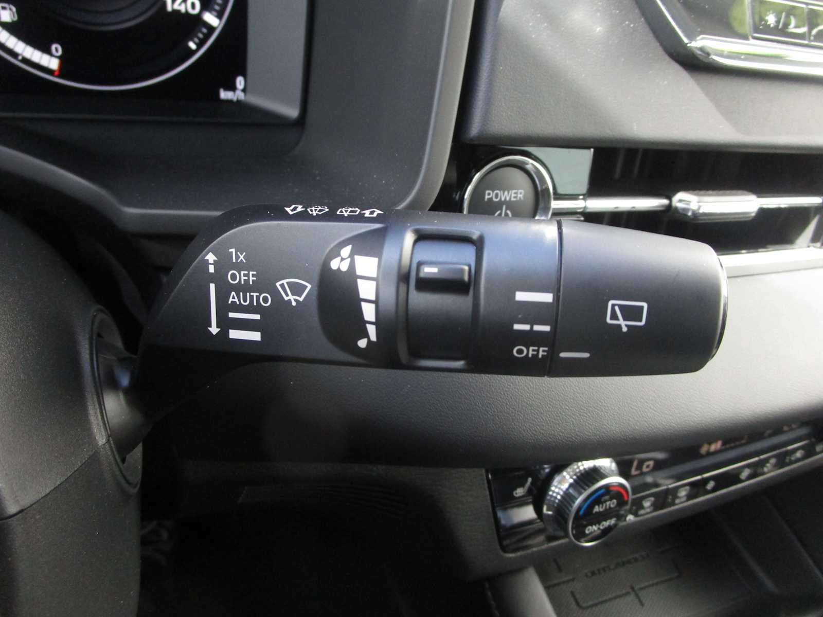 2023 Mitsubishi Outlander PHEV SE photo 27