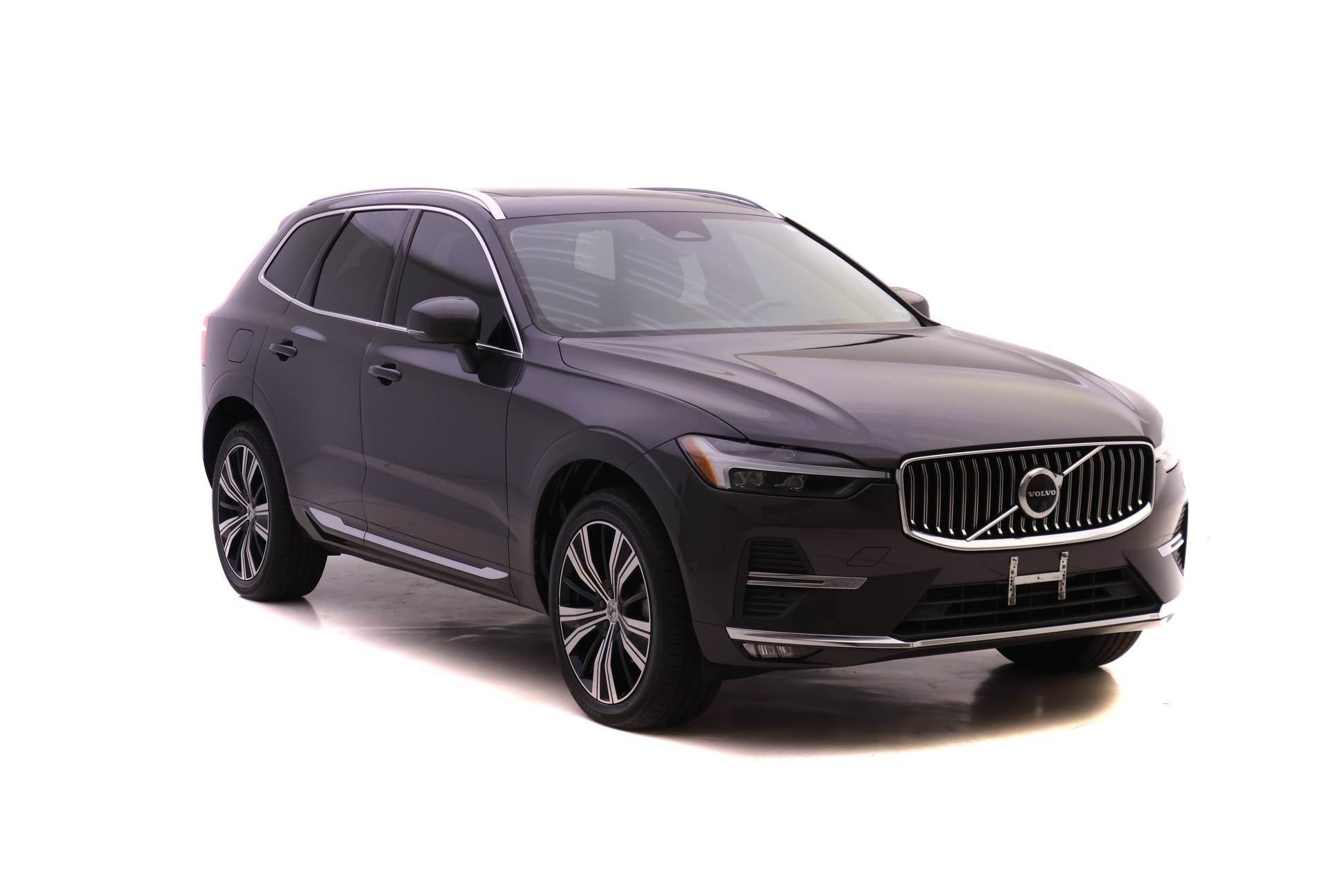 2022 Volvo XC60 B5 Inscription photo 3