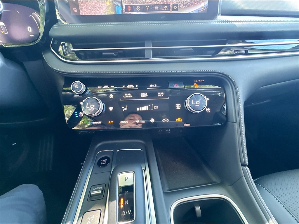 2026 Infiniti QX60 Luxe photo 16