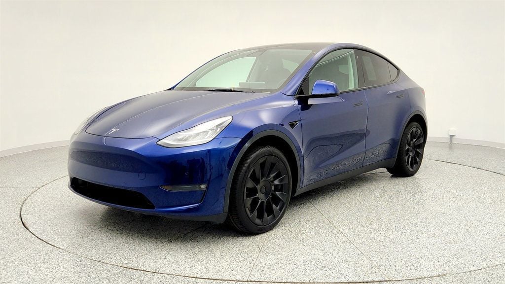 2022 Tesla Model Y Long Range's photo