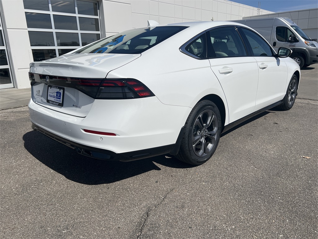 2025 Honda Accord Hybrid EX-L photo 3
