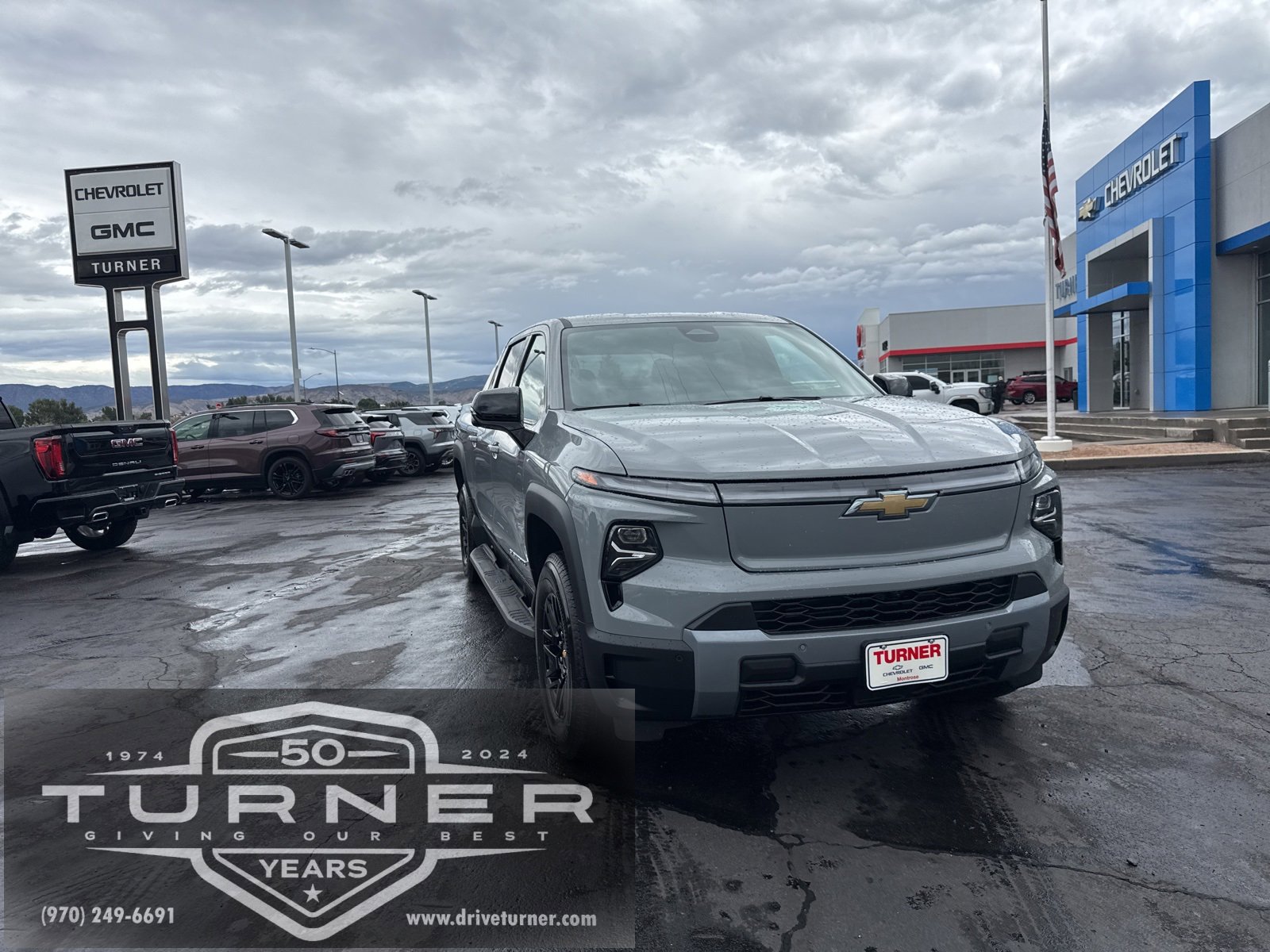 2026 Chevrolet Silverado EV LT's photo