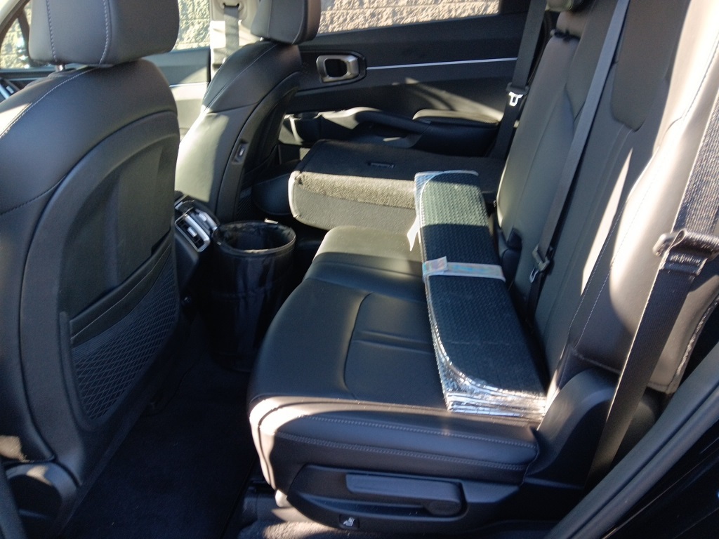 2023 Kia Sorento S photo 15