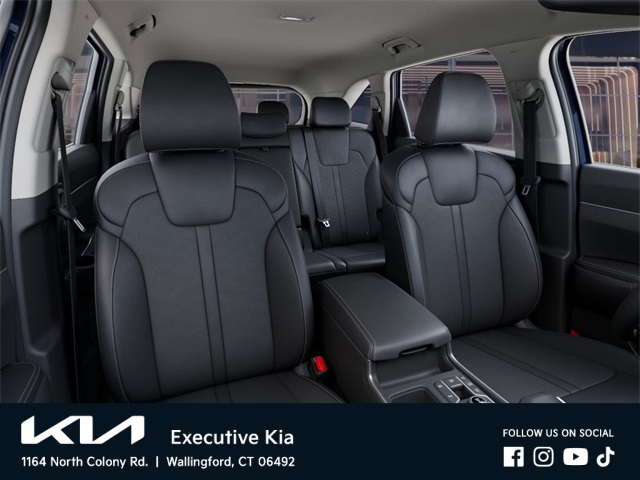 2025 Kia Sorento S photo 15