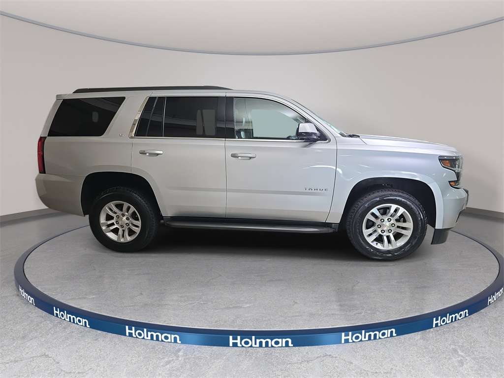 2015 Chevrolet Tahoe LT photo 2
