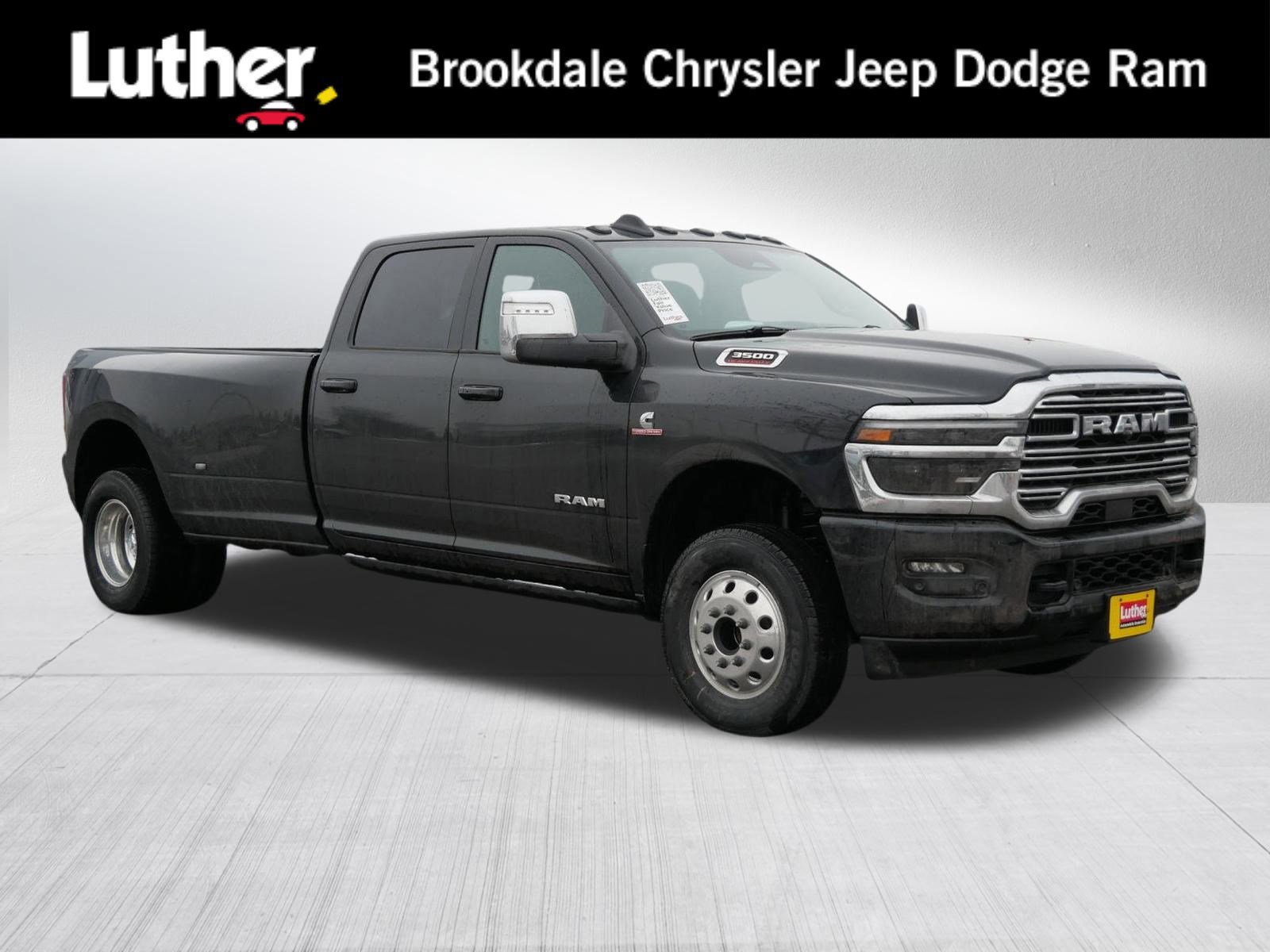 2026 RAM Ram 3500 Pickup Laramie's photo