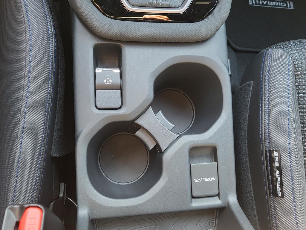 2025 Subaru Forester Premium photo 7