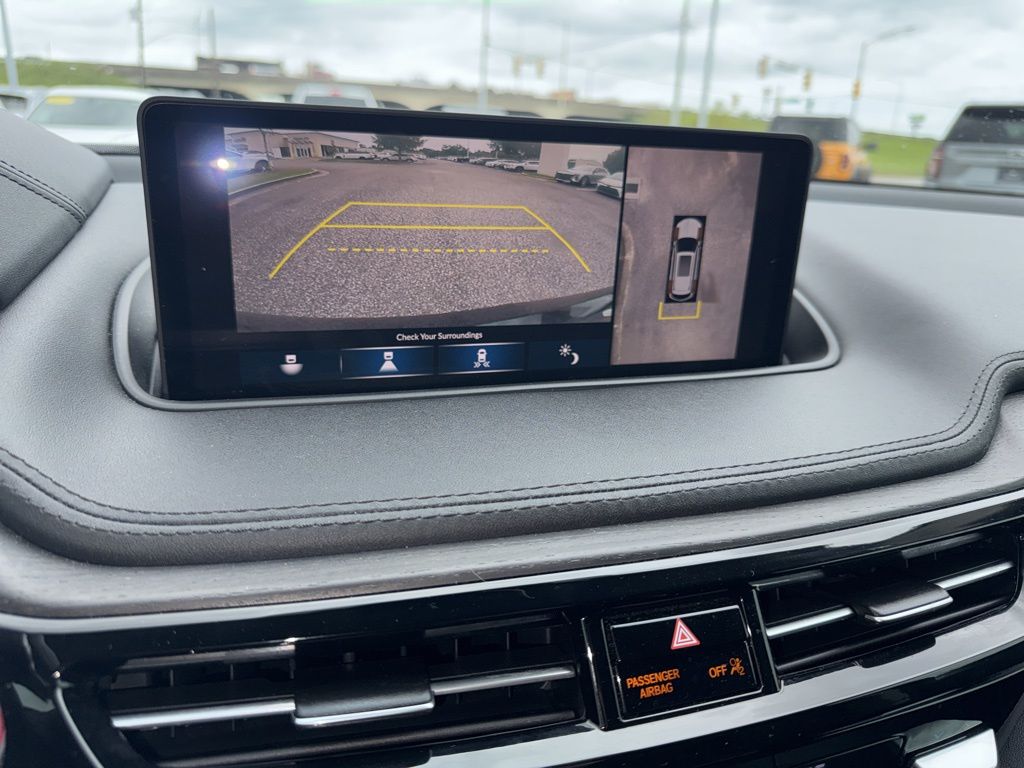 2022 Acura MDX Advance photo 13