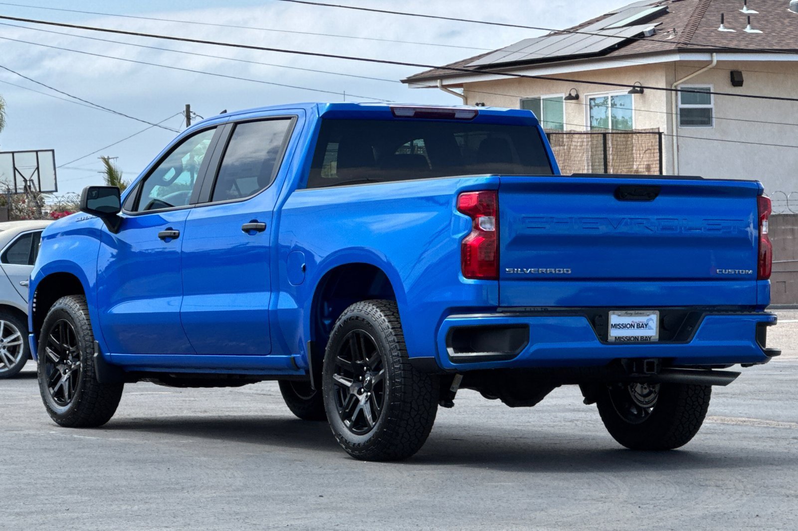 2025 Chevrolet Silverado 1500 Custom photo 5