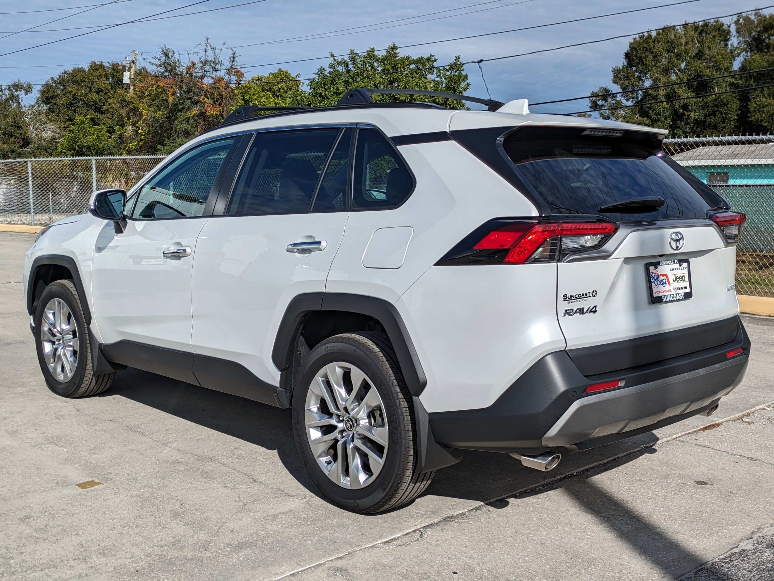 2024 Toyota RAV4 Limited photo 4