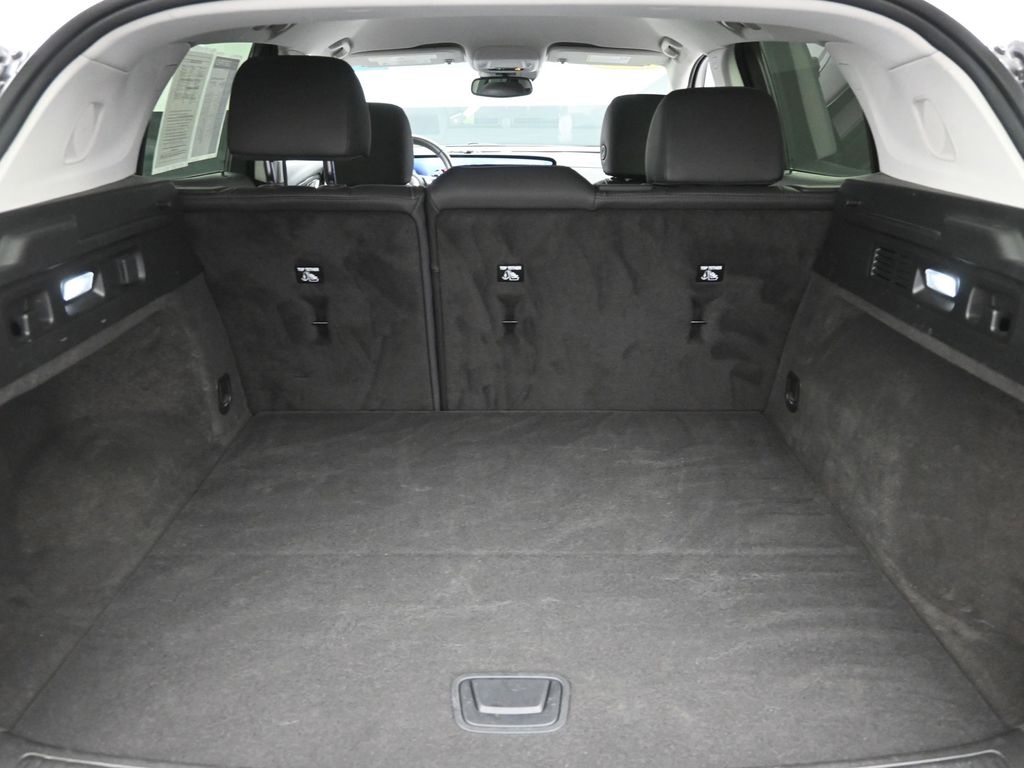 2025 Buick Envision Preferred photo 2