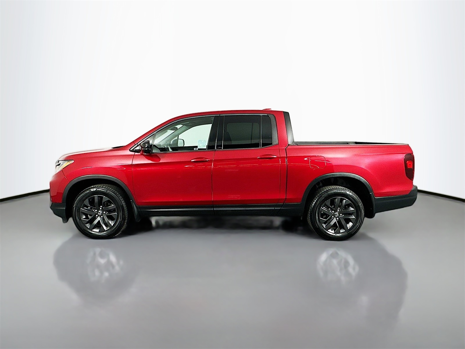 2021 Honda Ridgeline Sport photo 4