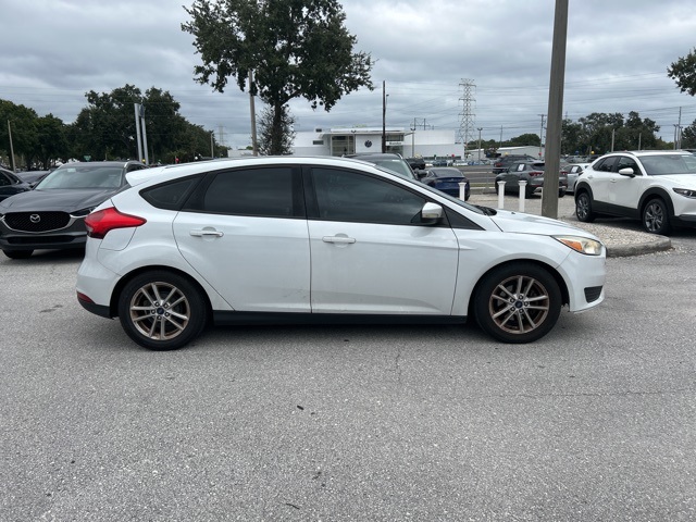 2016 Ford Focus SE photo 4