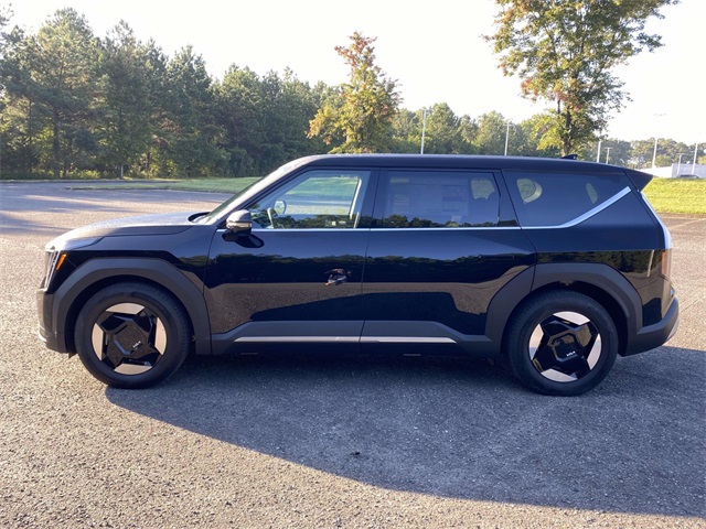 2026 Kia EV9 Light Long Range photo 3