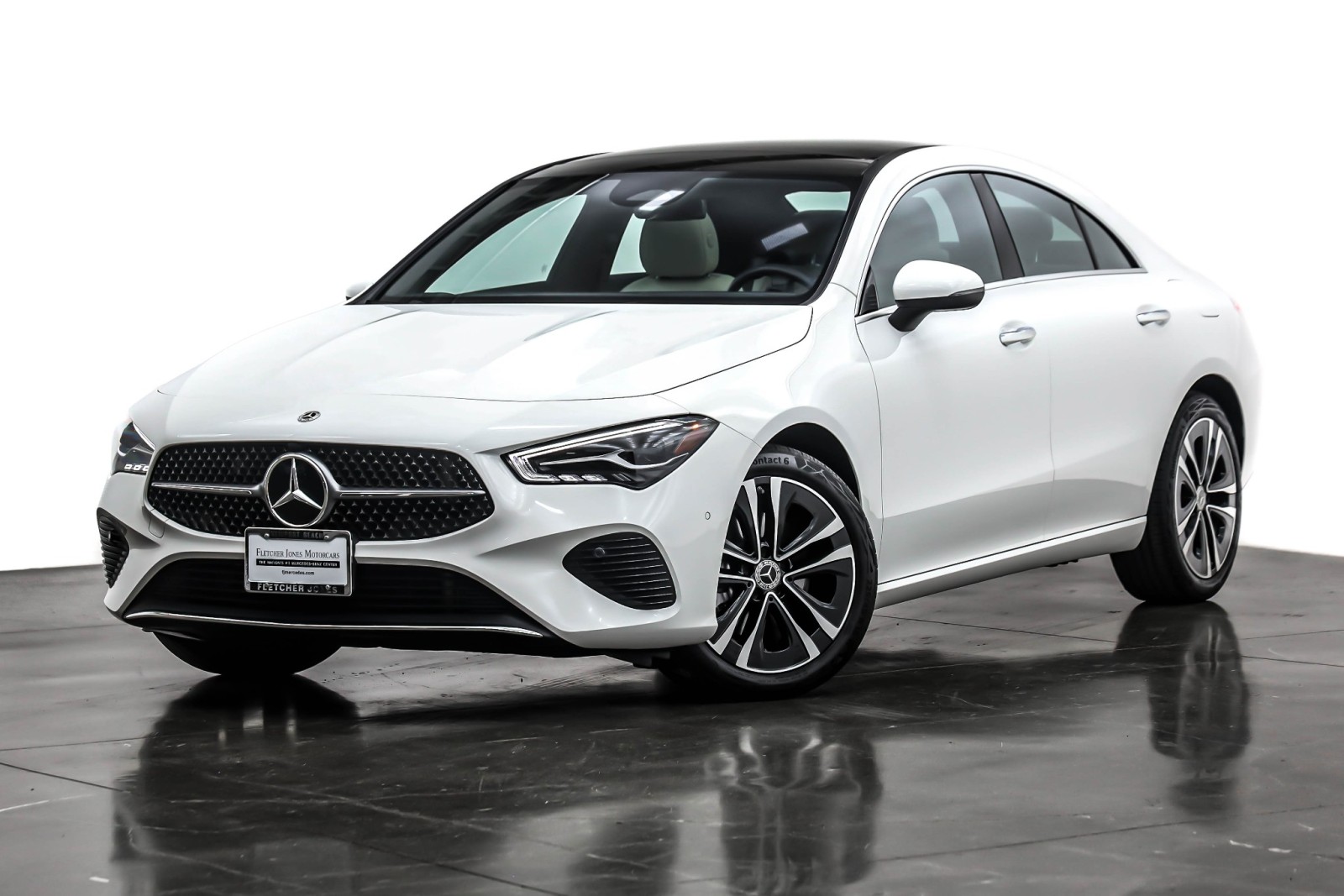2025 Mercedes Benz CLA 250 photo 2