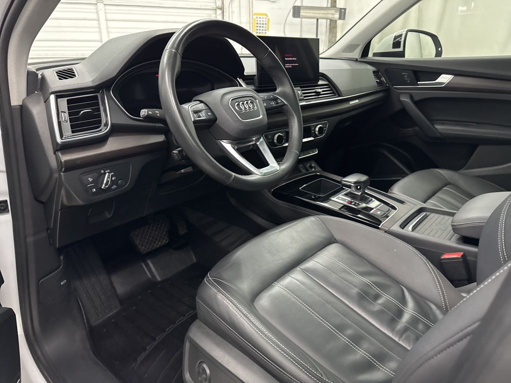 2021 Audi Q5 45 Premium Plus photo 6