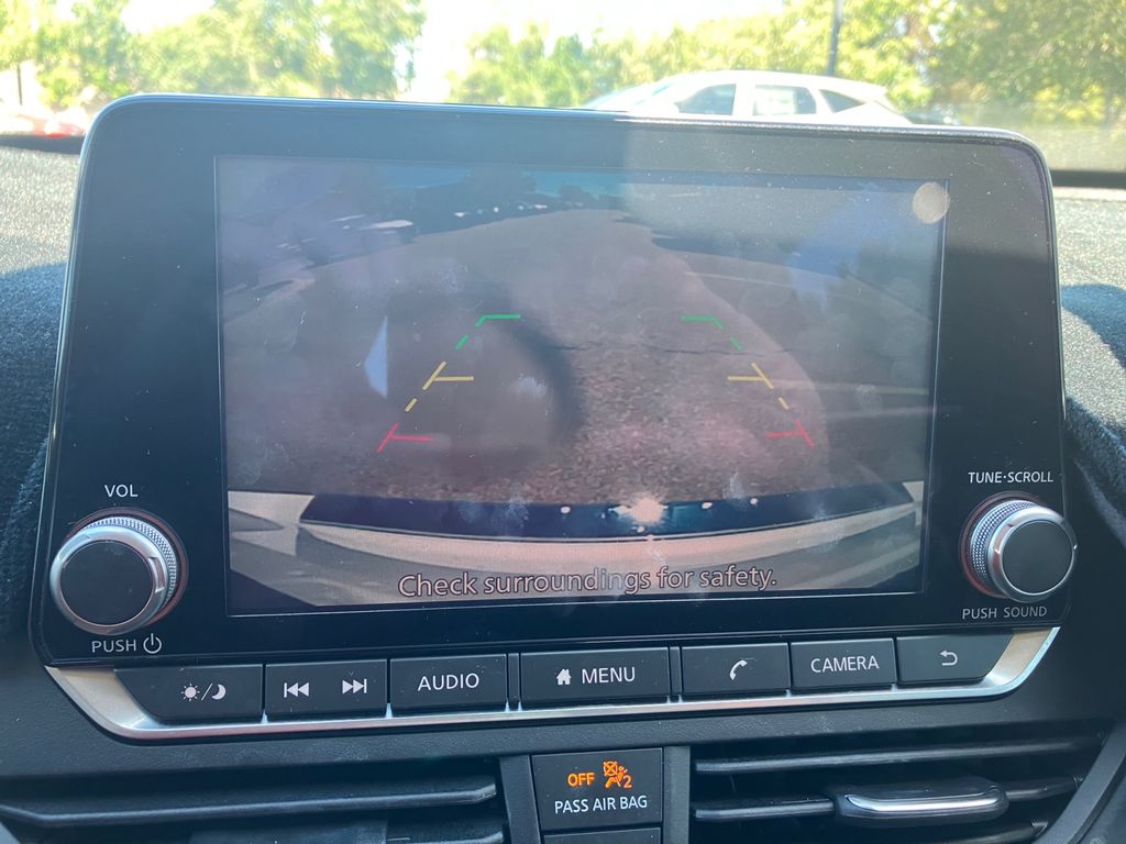 2022 Nissan Altima 2.5 SV photo 12