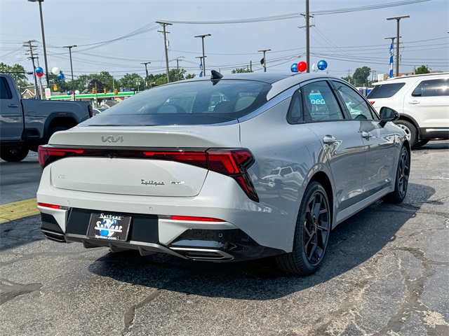 2026 Kia K5 GT-Line photo 4