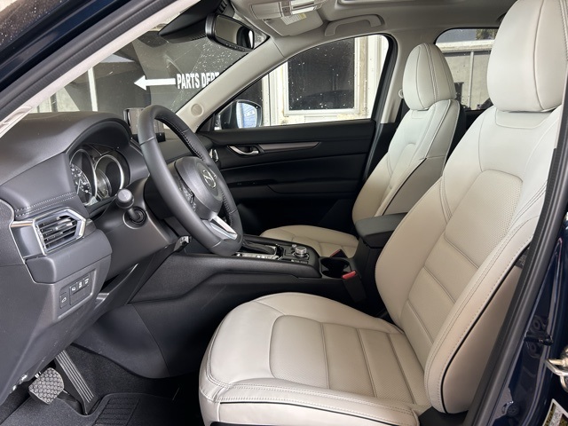 2025 Mazda CX-5 2.5 S Preferred photo 14